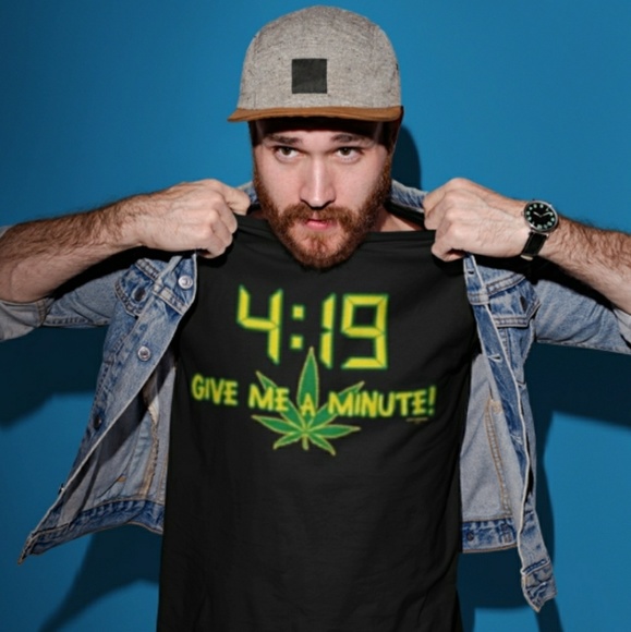 Brand New "4:19 give me a minute" Tee - Picture 3 of 5